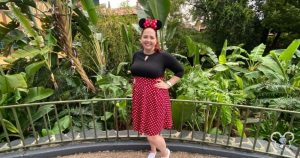 Disneybounding Dresses are perfect for the Florida heat! Minnie Mouse Disneybound